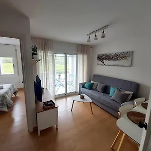  Apartment A 300 Mts De La Playa, 25 Minutos De Port Aventura Y 50 De Barcelona Spanien